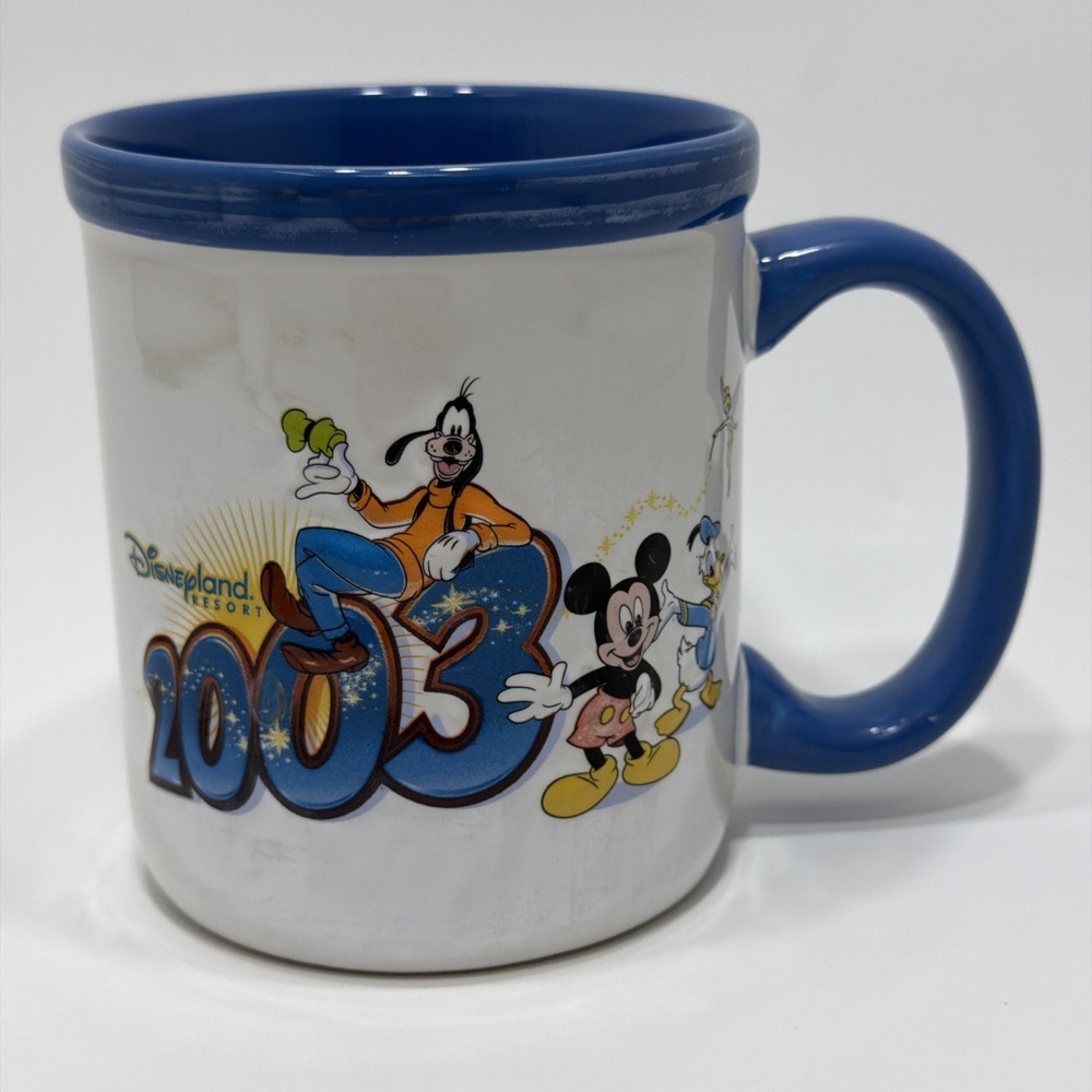 Disney Disneyland 2003 Year of Magical Memories 3D Coffee Mug Mickey Goofy Blue